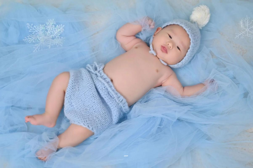 屯昌摸孕妇肚子沾喜气